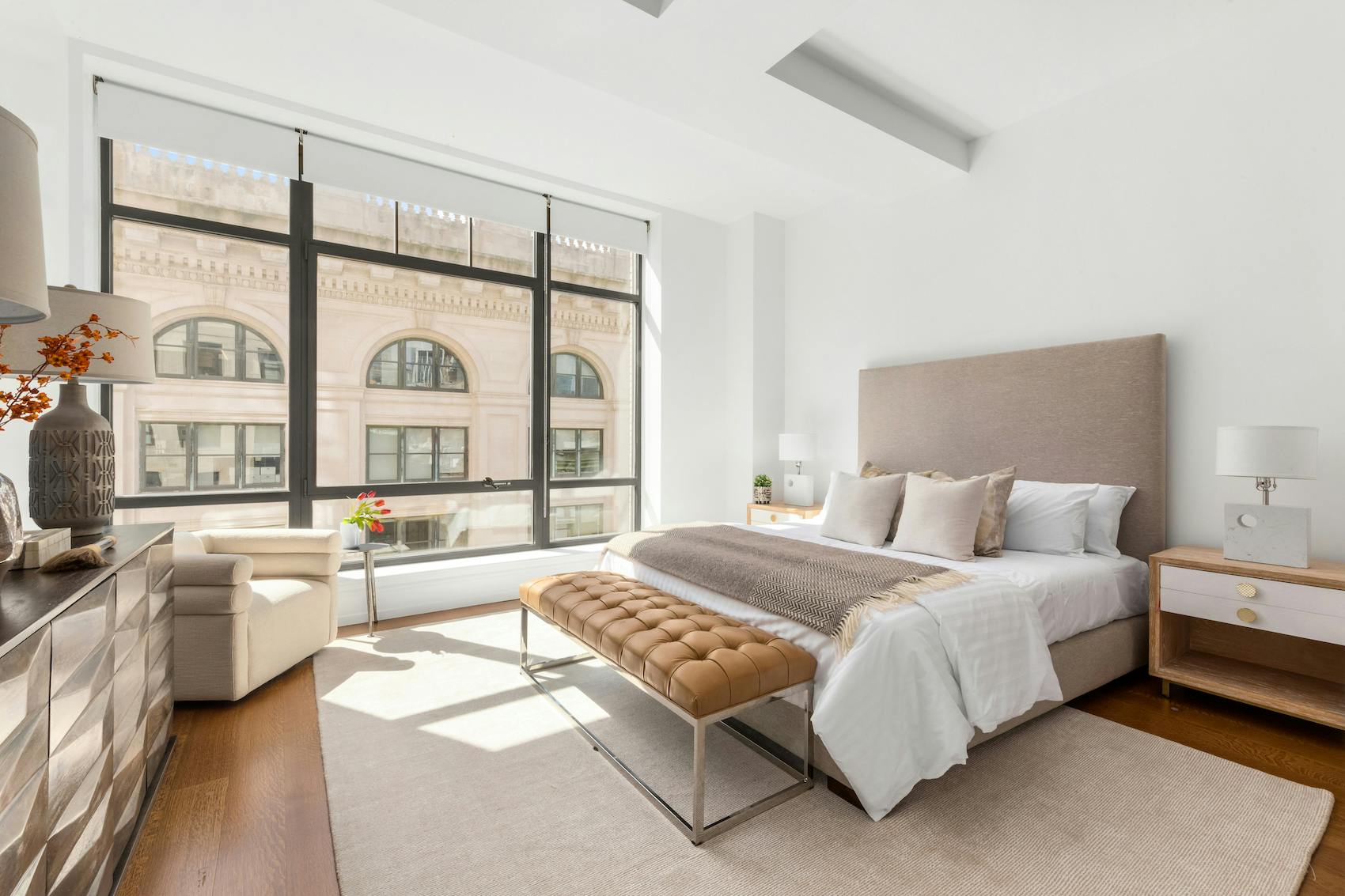 Meridith-Baer-Home-Home-Staging-New-York-Flatiron-Contemporary-Condo-Highrise-Condos-and-Lofts-Transitional-First-Bedroom